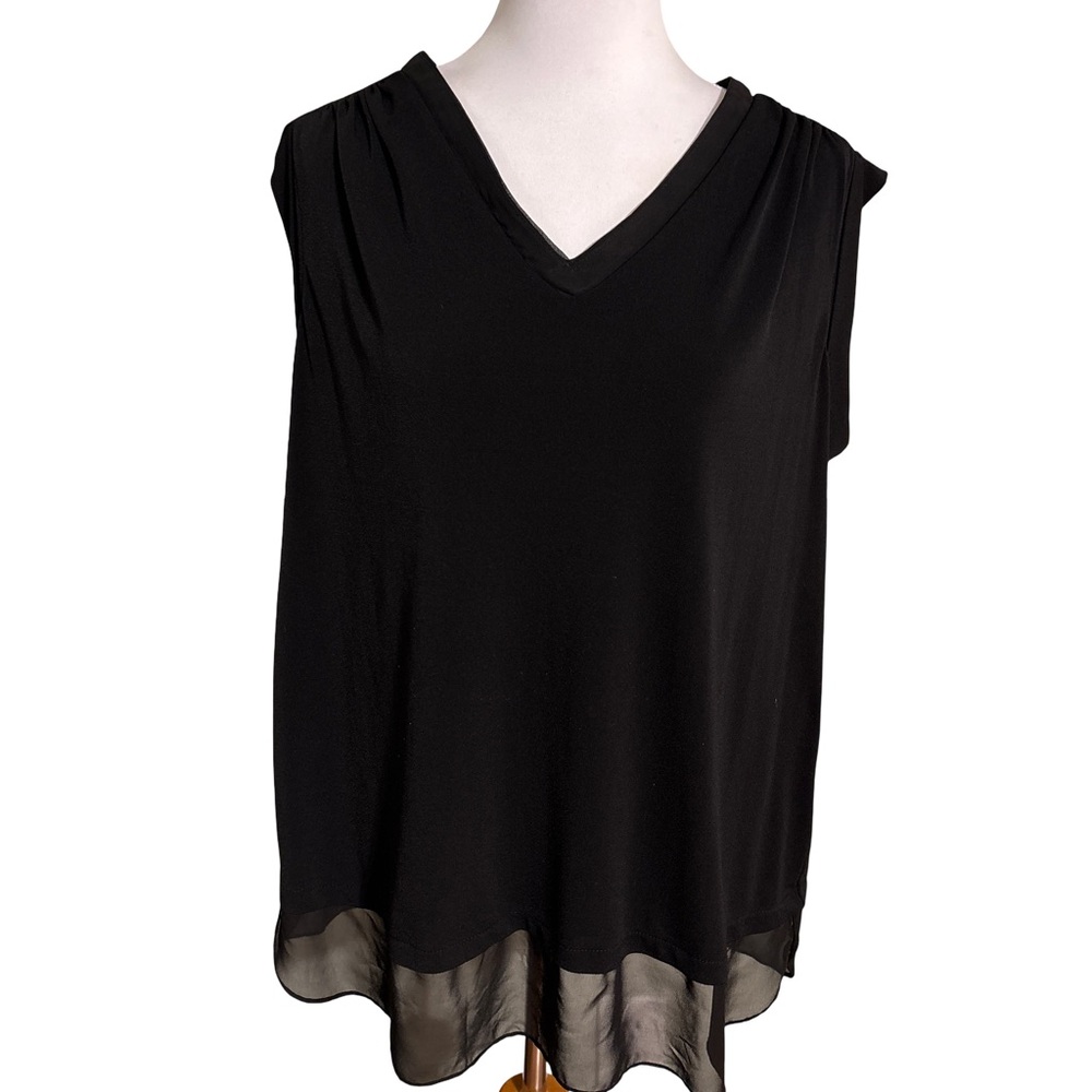 Carmen Marc Valvo Black V Neck Blouse - Picture 1 of 3
